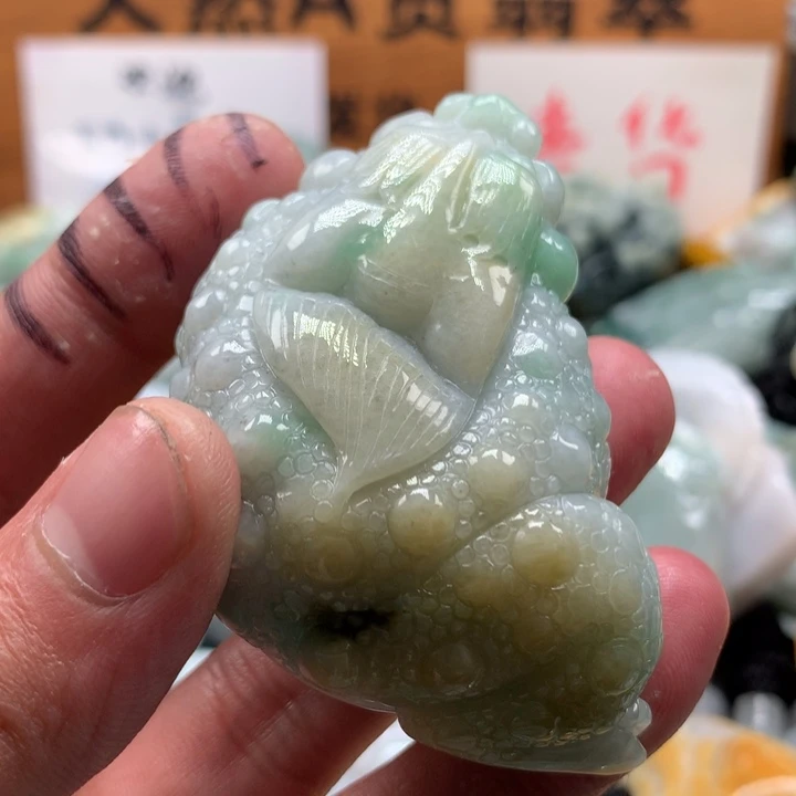 翡翠未镶嵌颈饰保真天然a货翡翠