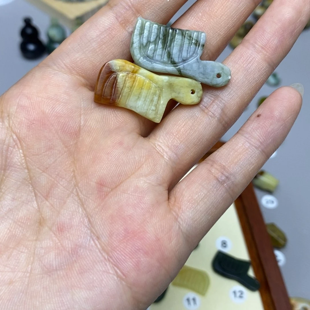 蛇纹石玉合金配饰芬**织