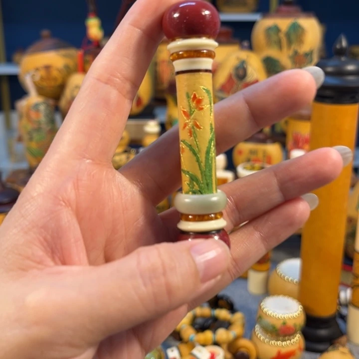 大叶紫檀（黑酸枝木类）