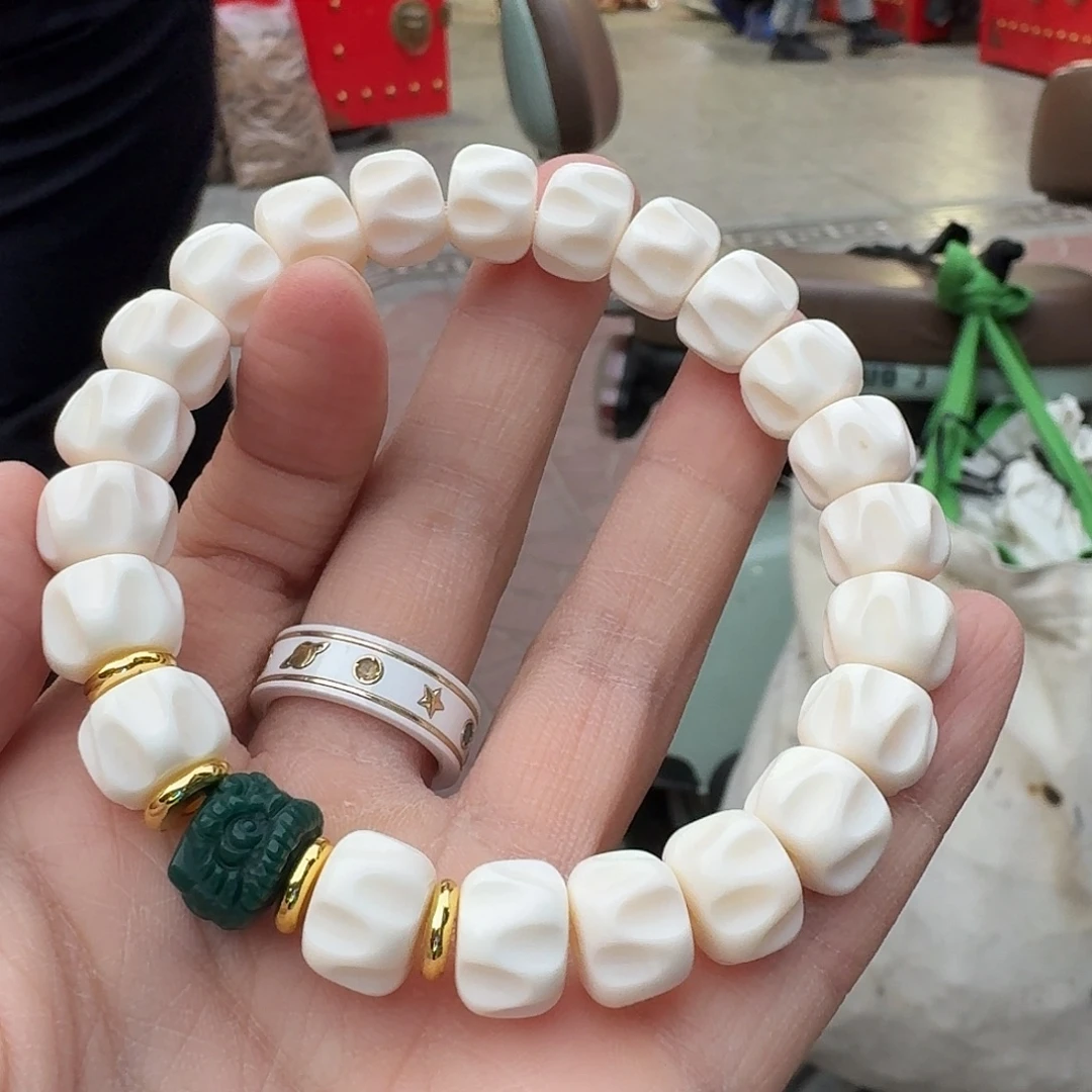 草珠菩提手串绿醒狮款白百香