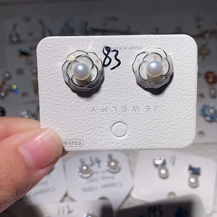 耳饰未镶嵌淡水珍珠