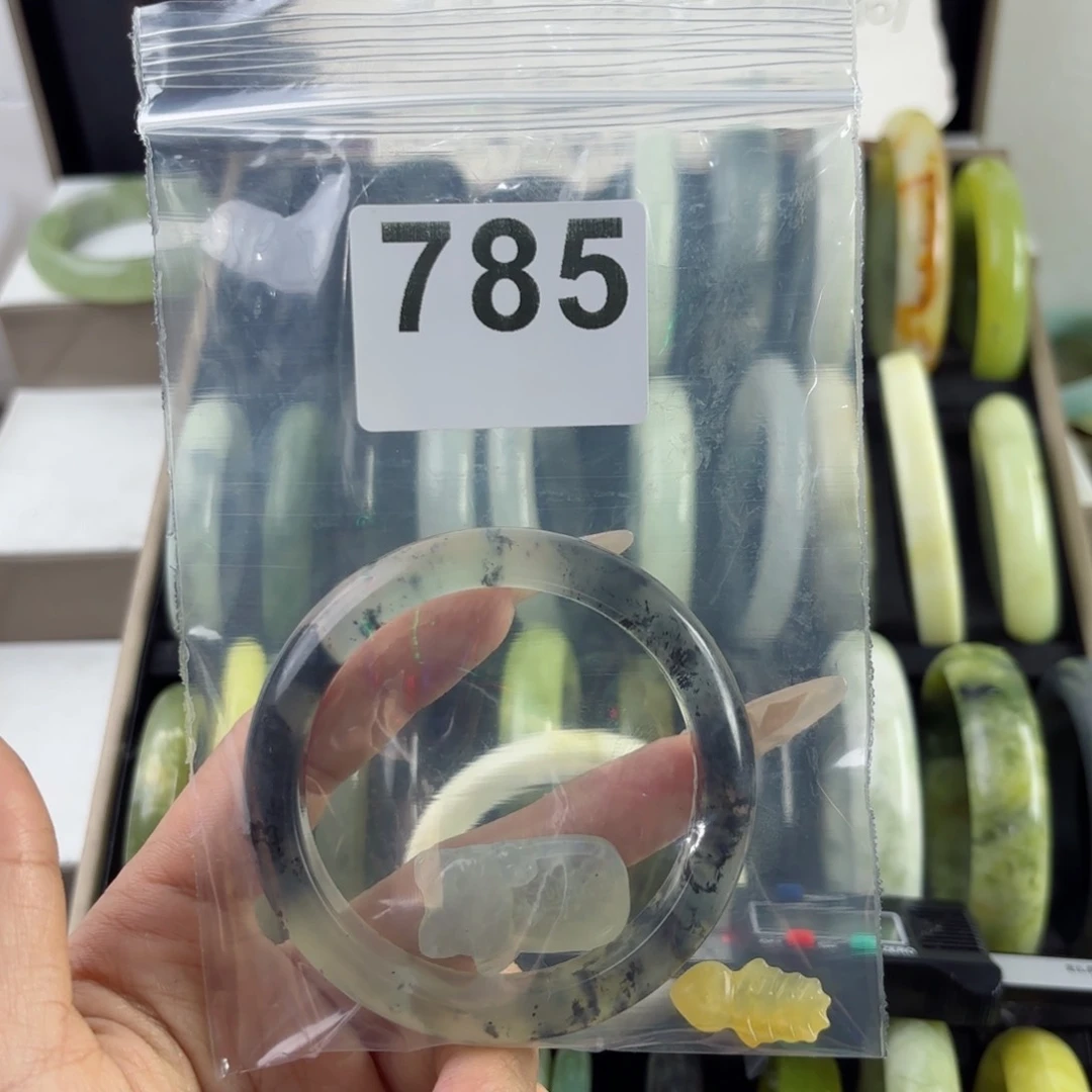 蛇纹石玉未镶嵌手镯D**t