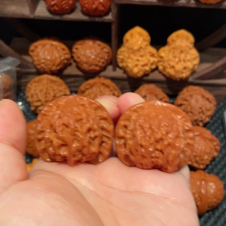 老***子文玩核桃把件37.5尺寸公子帽0666