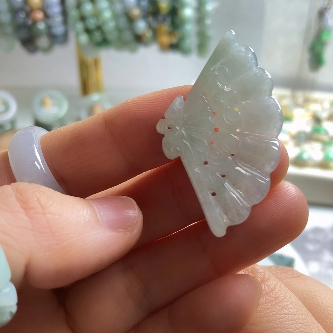 翡翠未镶嵌颈饰48