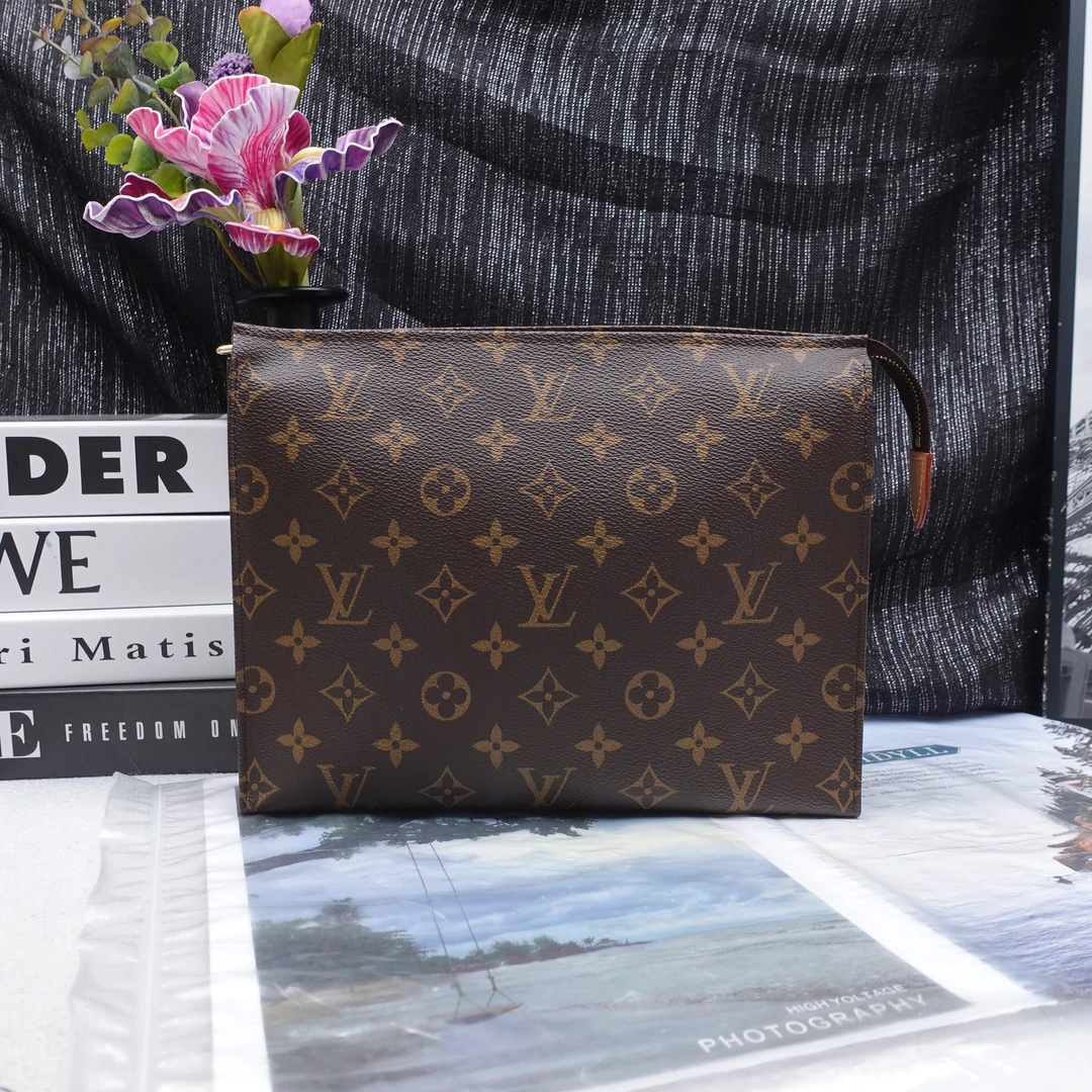 95新 LouisVuitton/路易威登 手拿包/T20292393