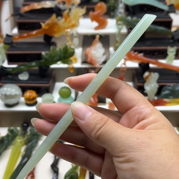 蛇纹石玉未镶嵌岫玉发簪