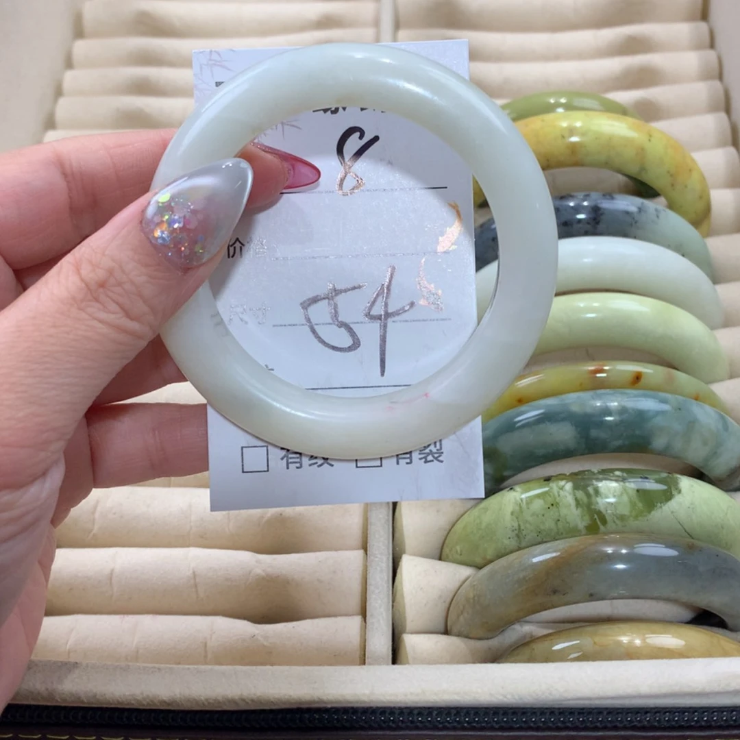 【闪购商品】未镶嵌蛇纹石玉手镯