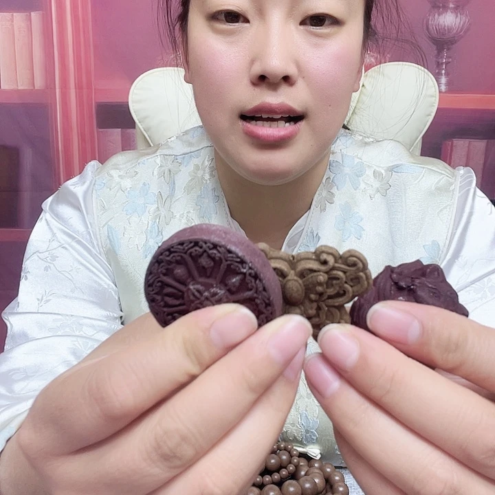 泥塑安宫，红麝、玫瑰