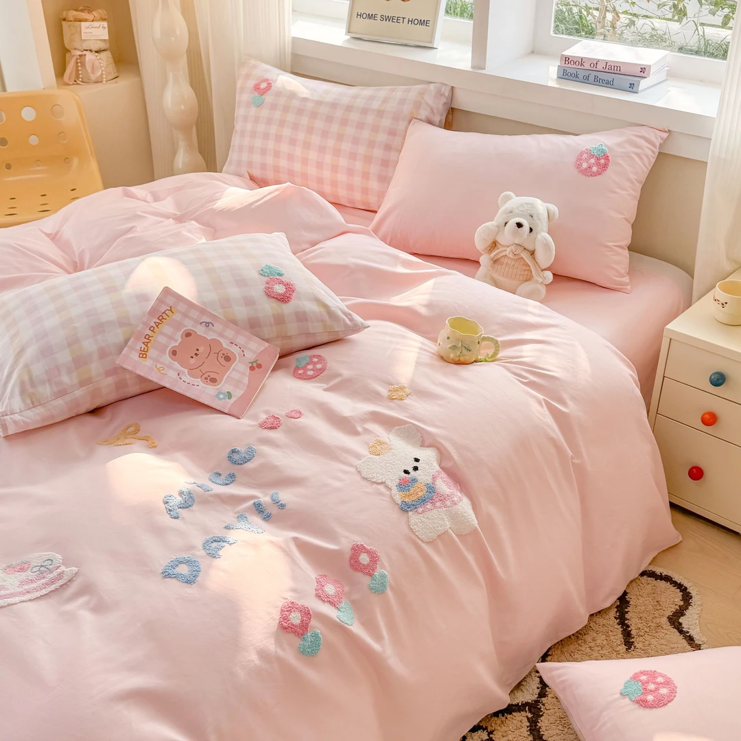 小玲子 卡通系列 全棉纯棉三件套四件套刺绣工艺款 可爱卡通风