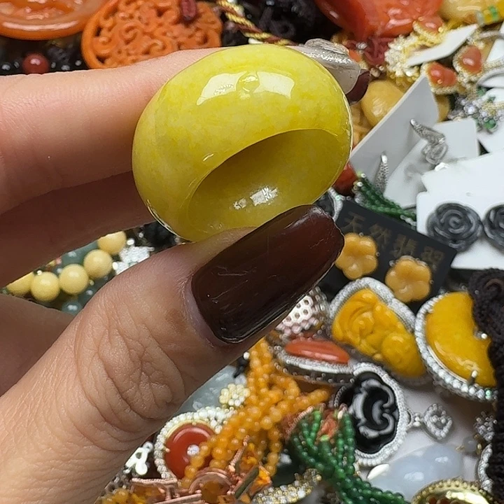 翡翠未镶嵌项链翡翠