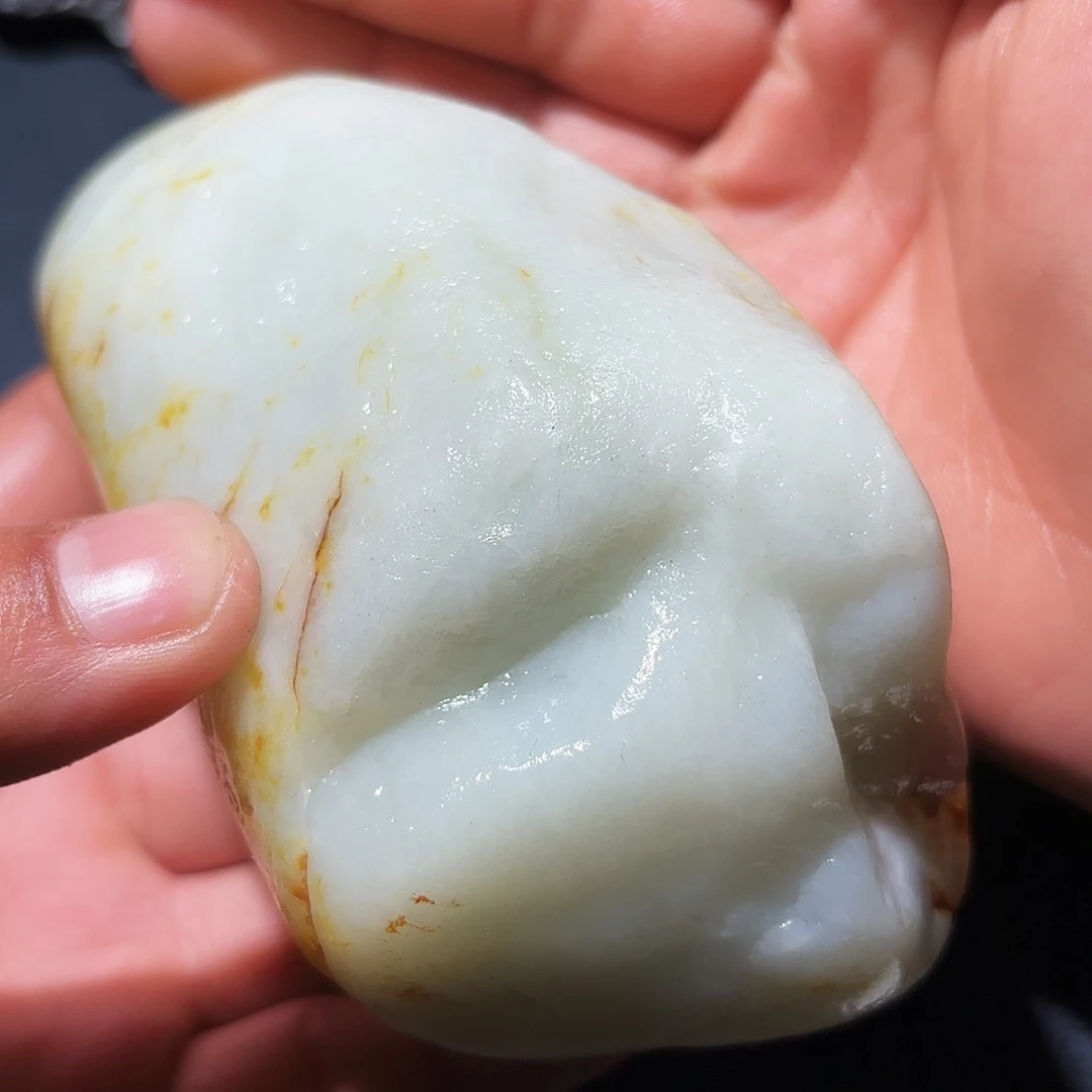 和田玉未镶嵌珠宝奇石