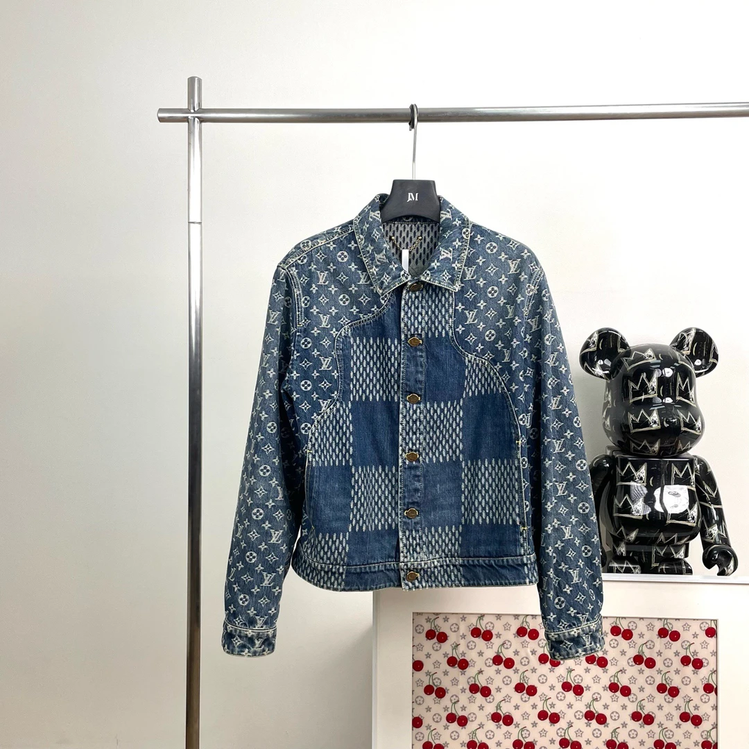 99新 LouisVuitton/路易威登 3861/x nigoLV2老花拼接外套/48码