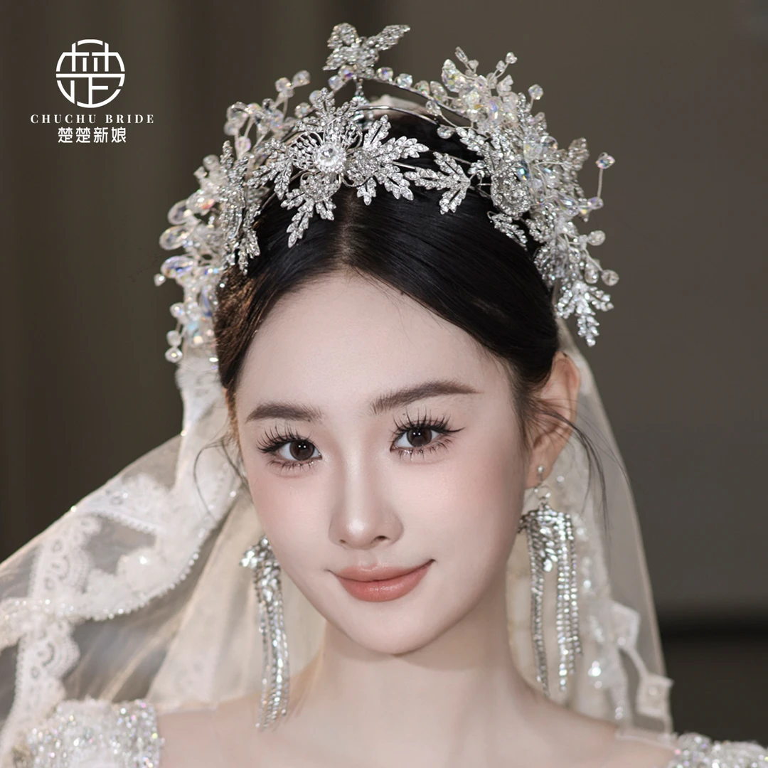 2025新款婚纱头饰水晶闪钻皇冠耳环套装主纱配饰结婚王冠饰品大气