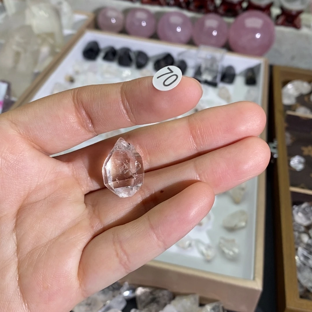 珠宝半成品水晶未镶嵌