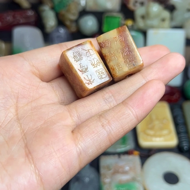 吊坠滴血莲花菩提