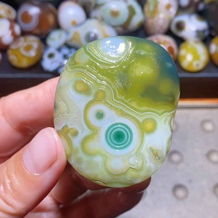 未镶嵌玛瑙/玉髓珠宝半成品185