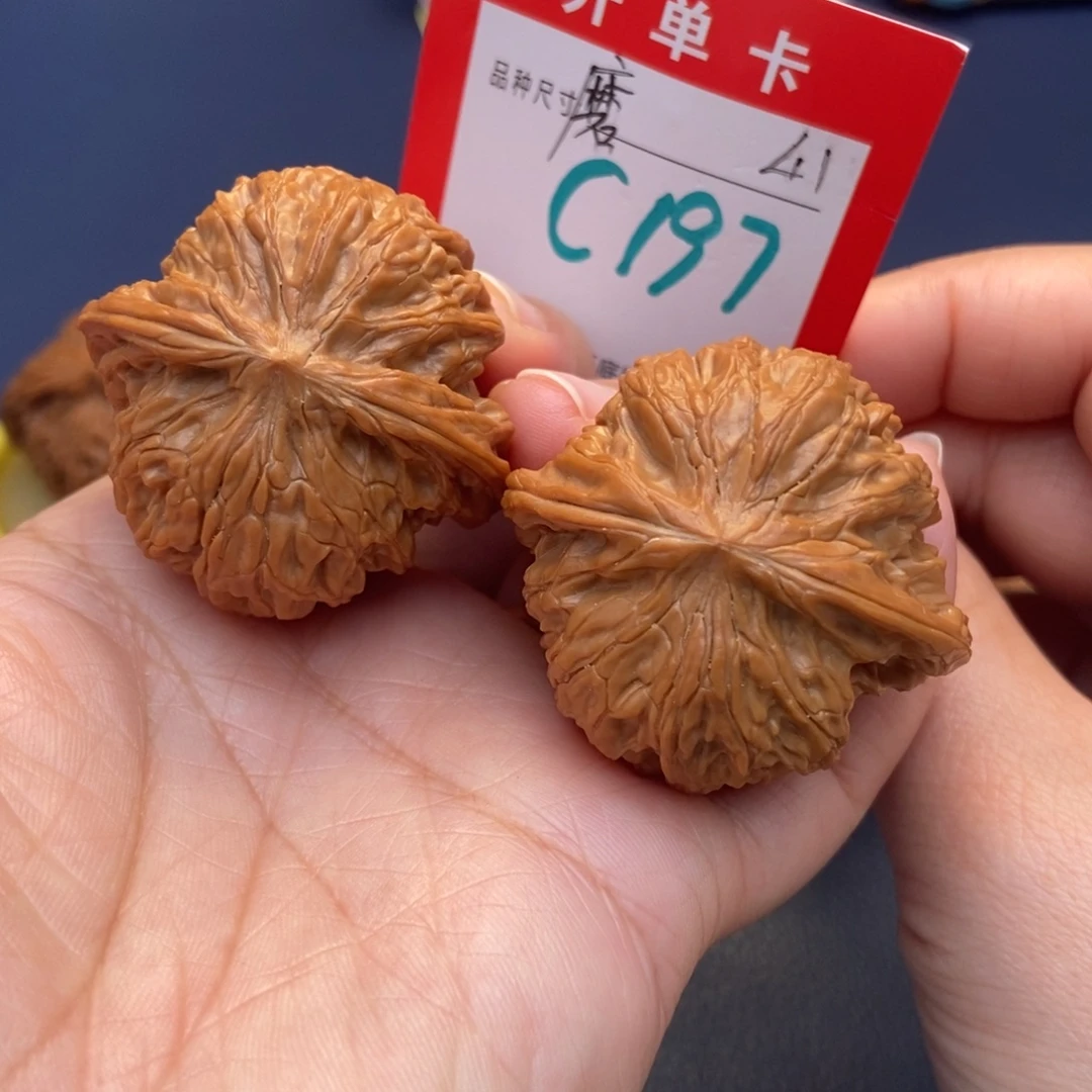 文玩核桃吊坠文玩核桃