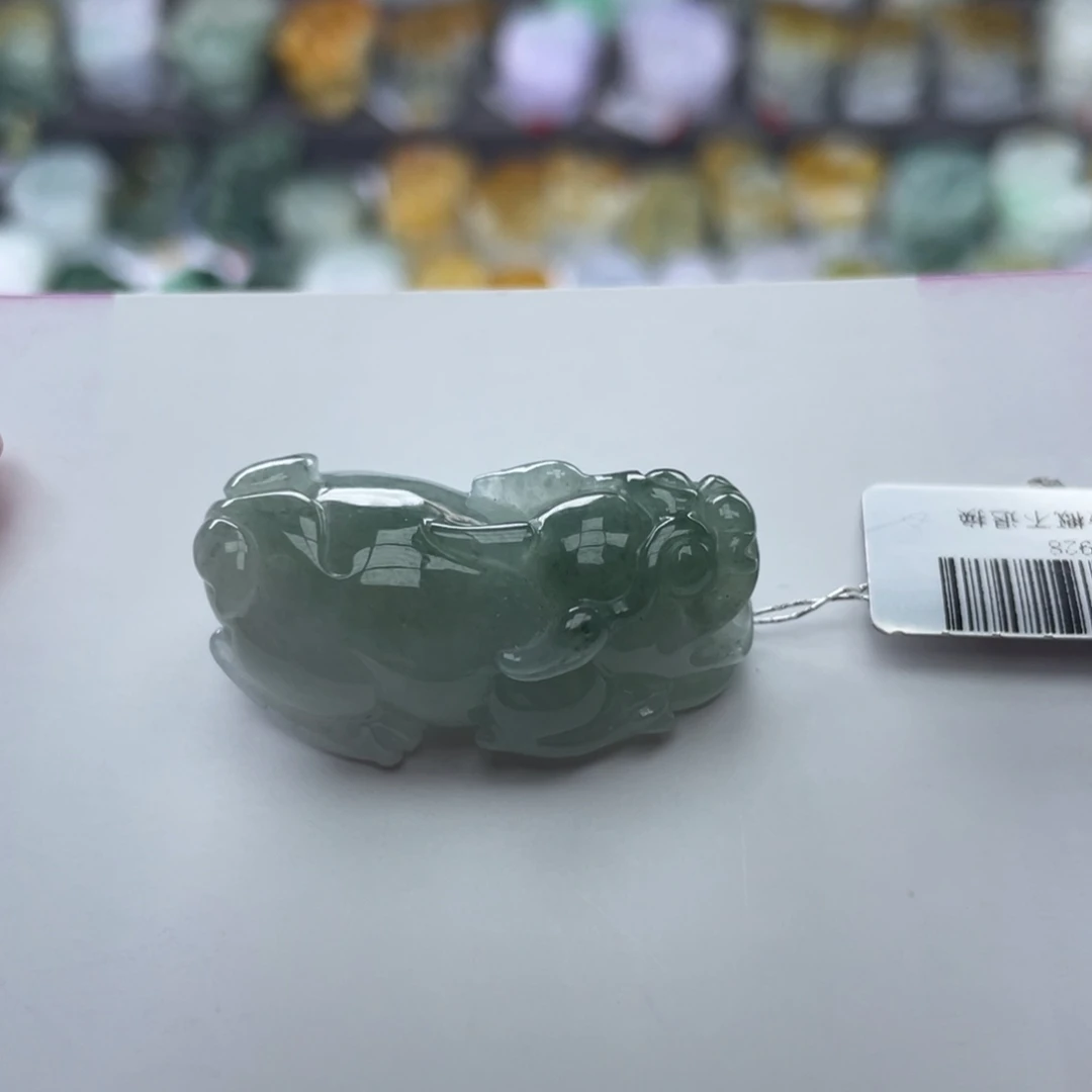 翡翠颈饰未镶嵌貔貅