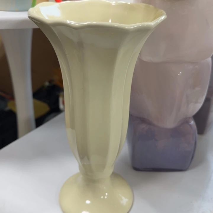 有两三个小针眼，不妨碍使用