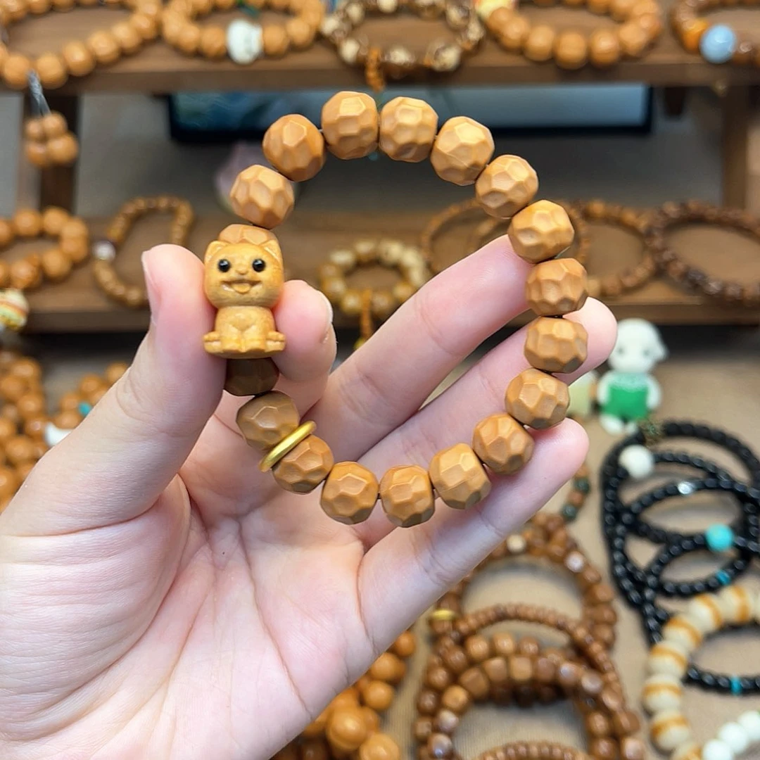 猴头核桃手串吃****驴搭配小狗