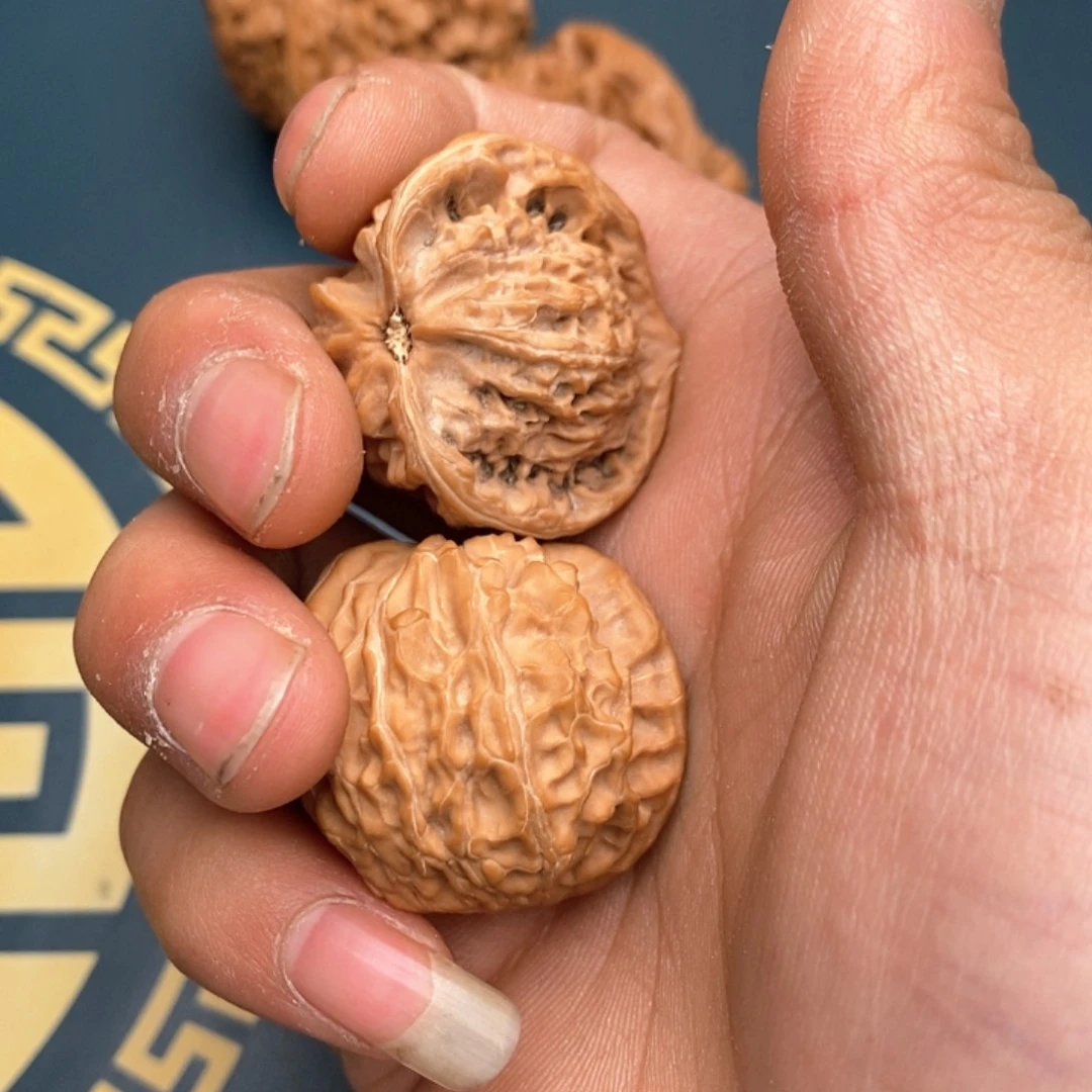 文玩核桃把件小*蛇头