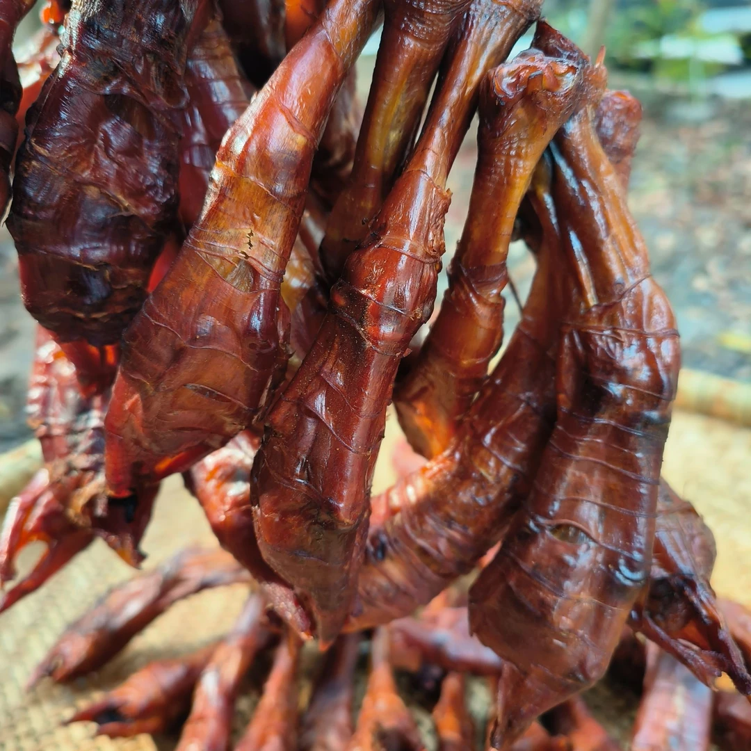 湖南柴火烟熏鸭脚包