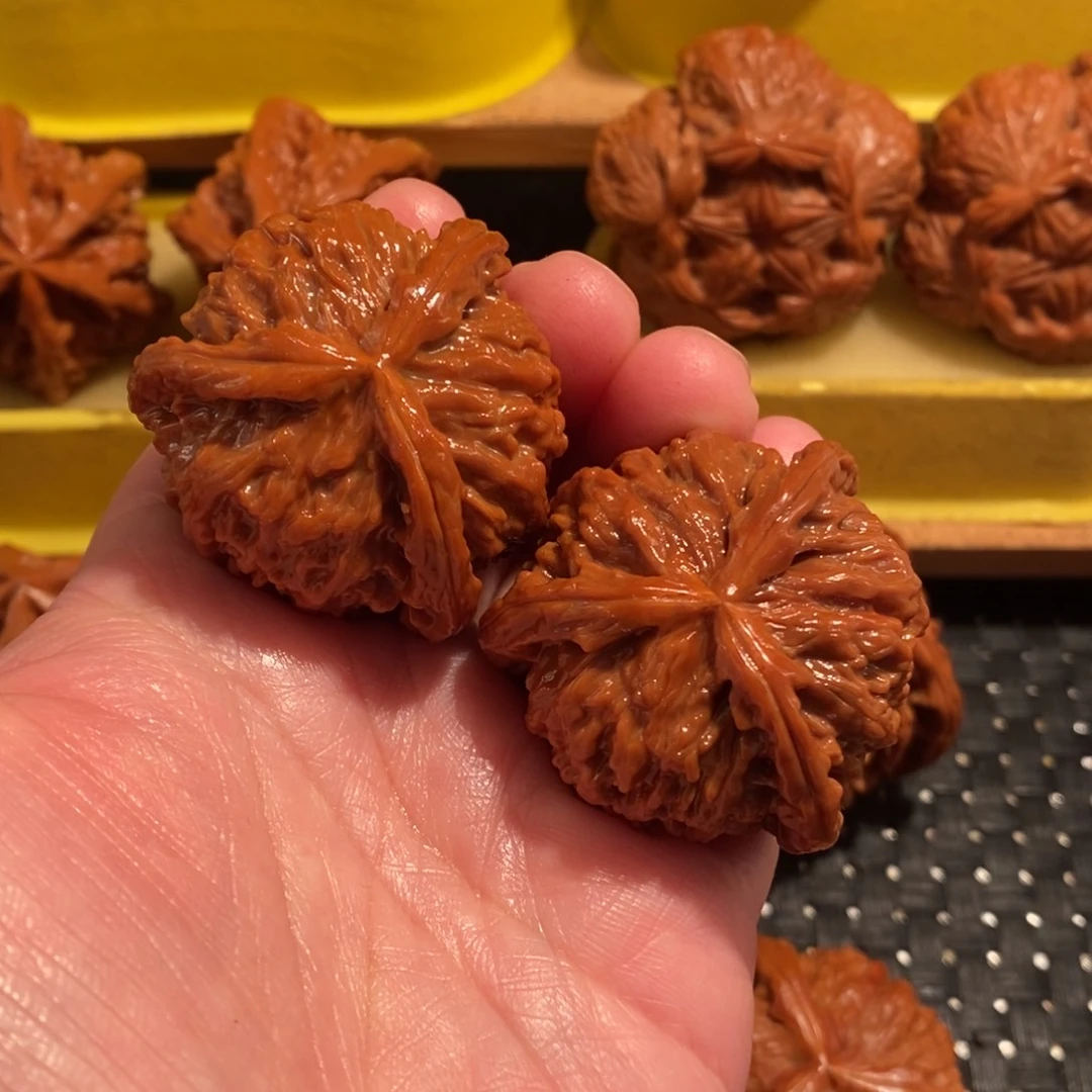 凌***阳吊坠文玩核桃核桃