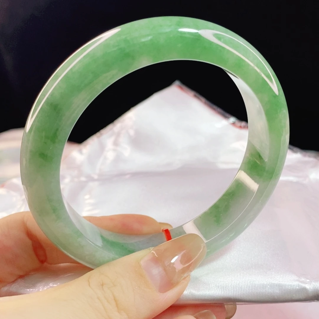 翡翠手镯未镶嵌61