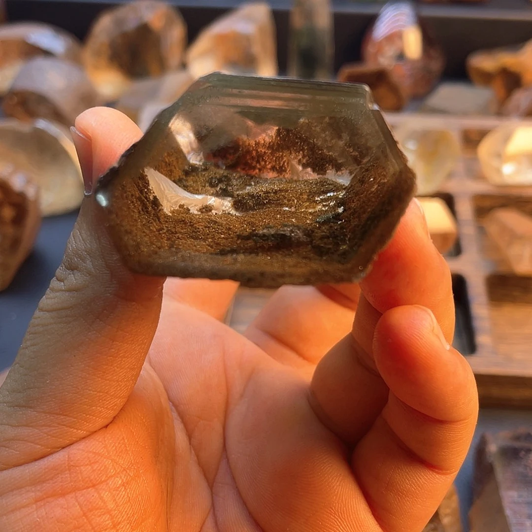 上***煤水晶珠宝半成品未镶嵌摆件