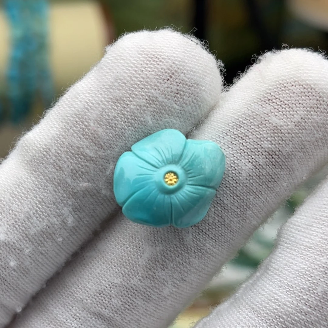 绿松石未镶嵌珠宝奇石