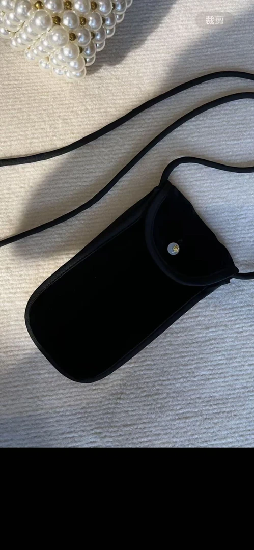 防摔防刮包盖挂脖款扣式手机包耳机包复古便携单肩