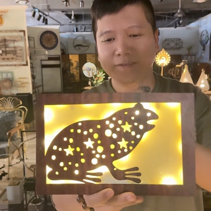 有机玻璃木质墙挂灯