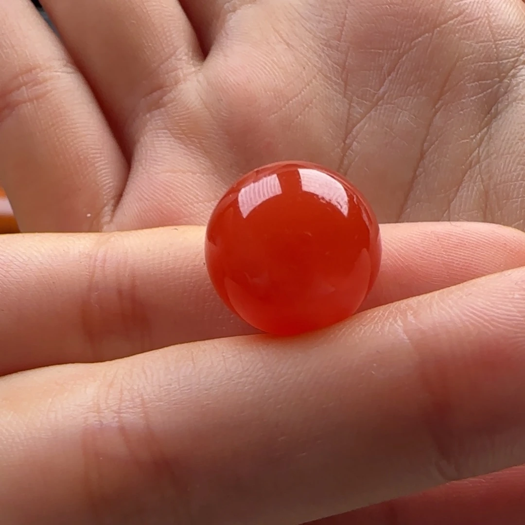 南红玛瑙未镶嵌圆珠14.8有白纹有棉