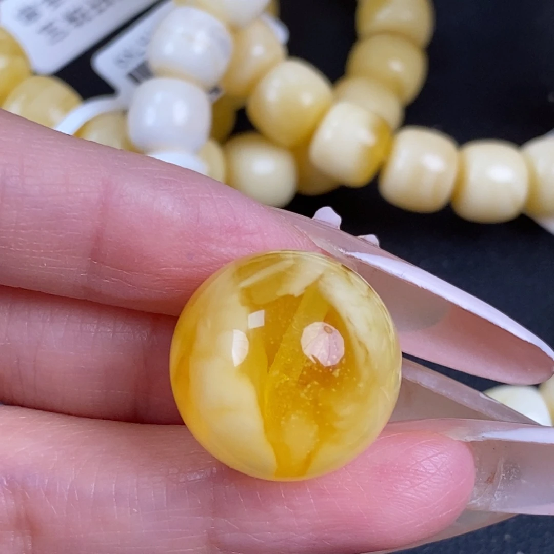 琥珀未镶嵌珠宝奇石227