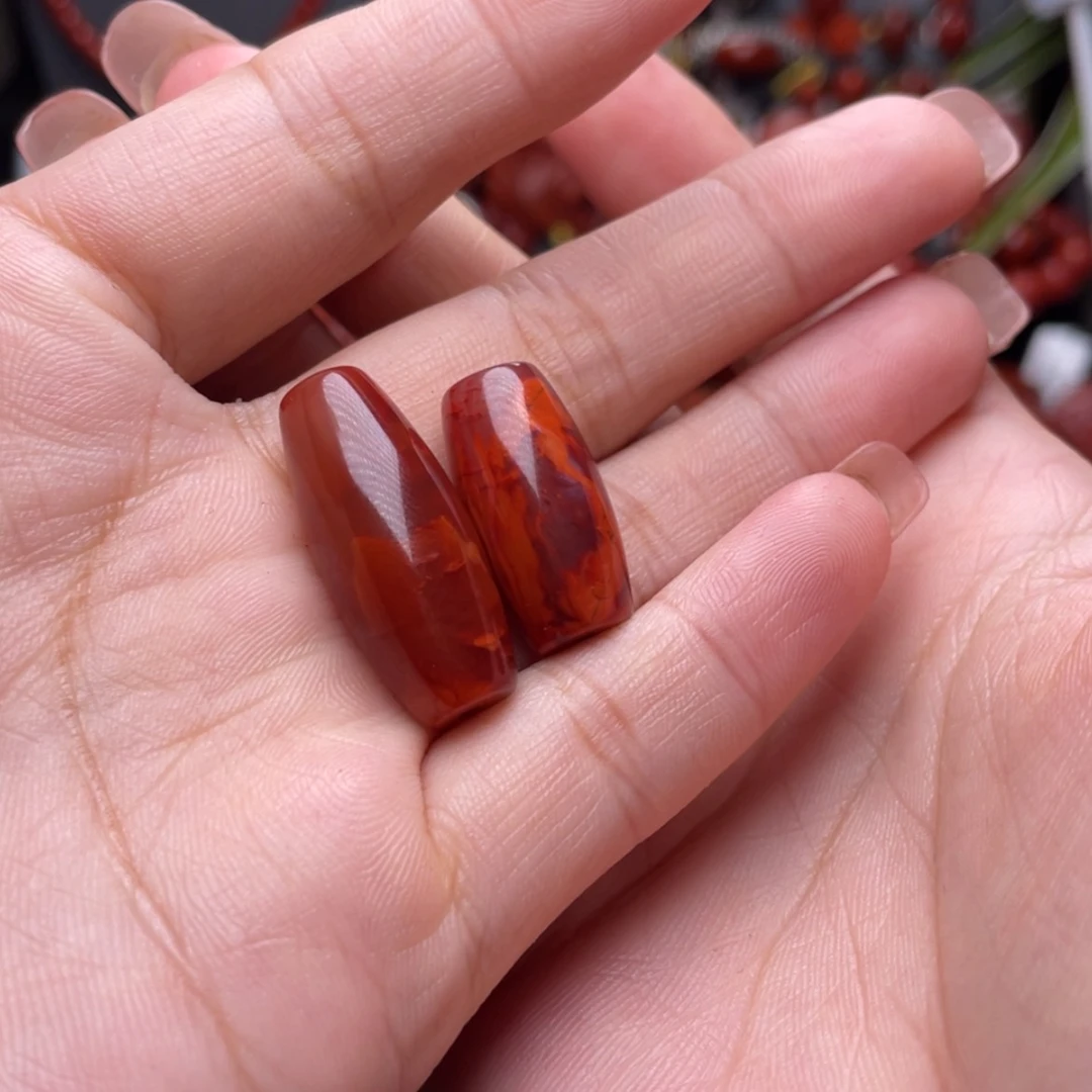 【闪购商品】南红玛瑙桶珠未镶嵌阿*