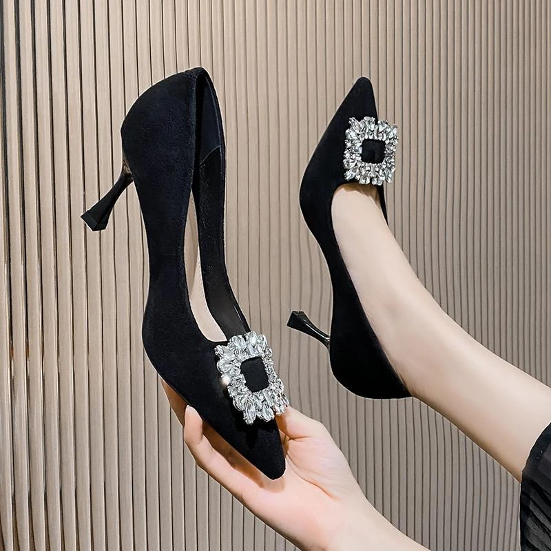 法式尖头水钻高跟鞋女春季2025年新款细跟大码小码黑色职业单鞋女