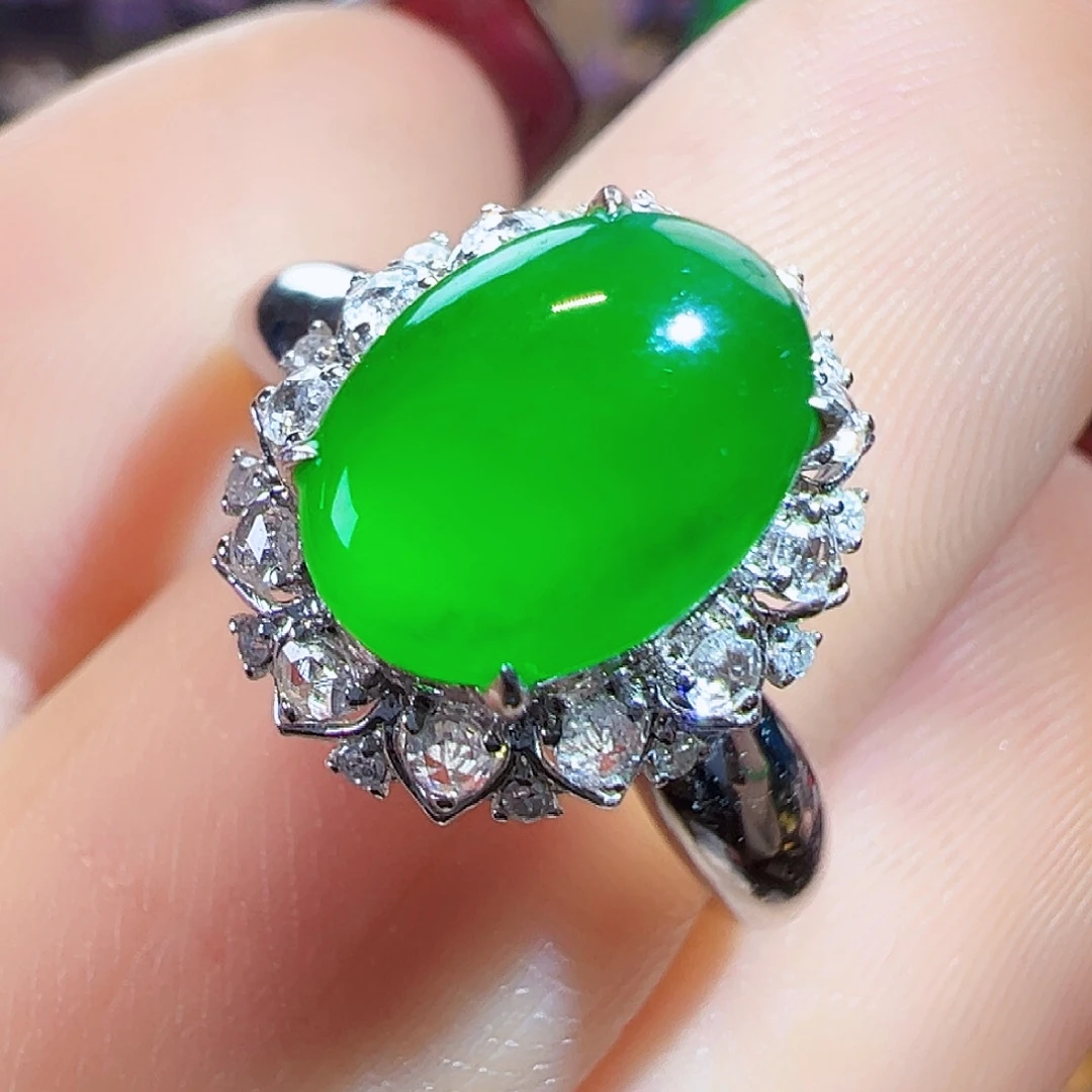 翡翠18K金镶嵌戒指签收后24小时鉴赏期