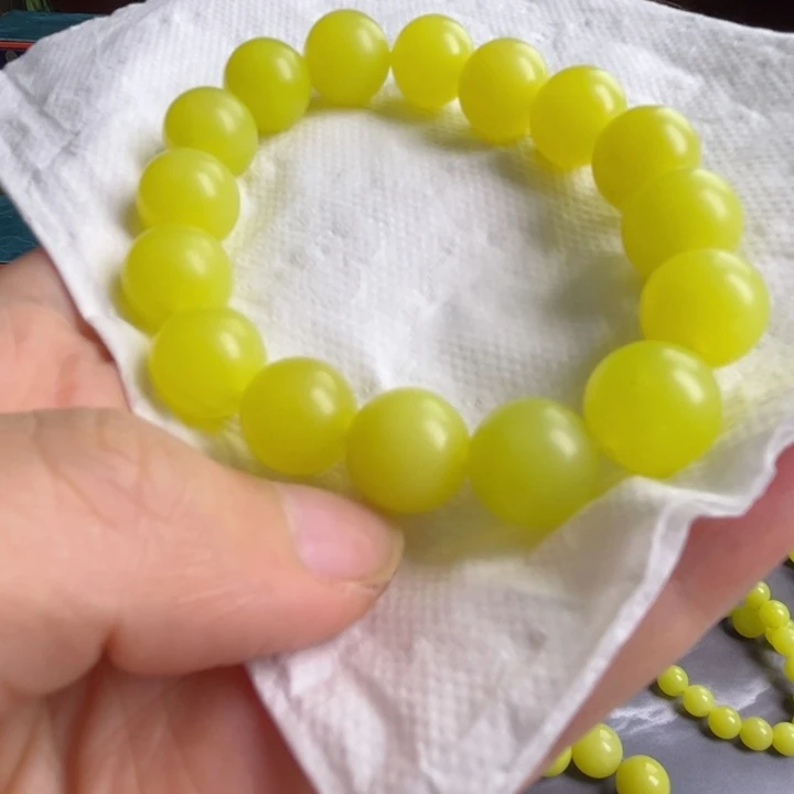 秀***皮非金属无新疆若羌黄口手串