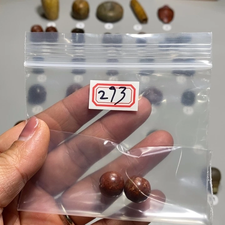 岫岩河磨玉（透闪石质玉）颈饰未镶嵌净*