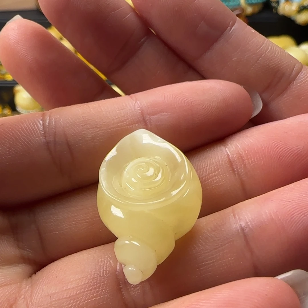 蜜蜡未镶嵌颈饰蜜蜡螺纹吊坠（微瑕漏）