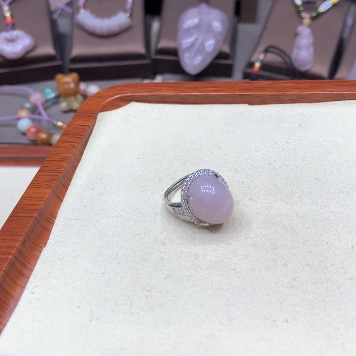 石英质玉颈饰合金洋*喱