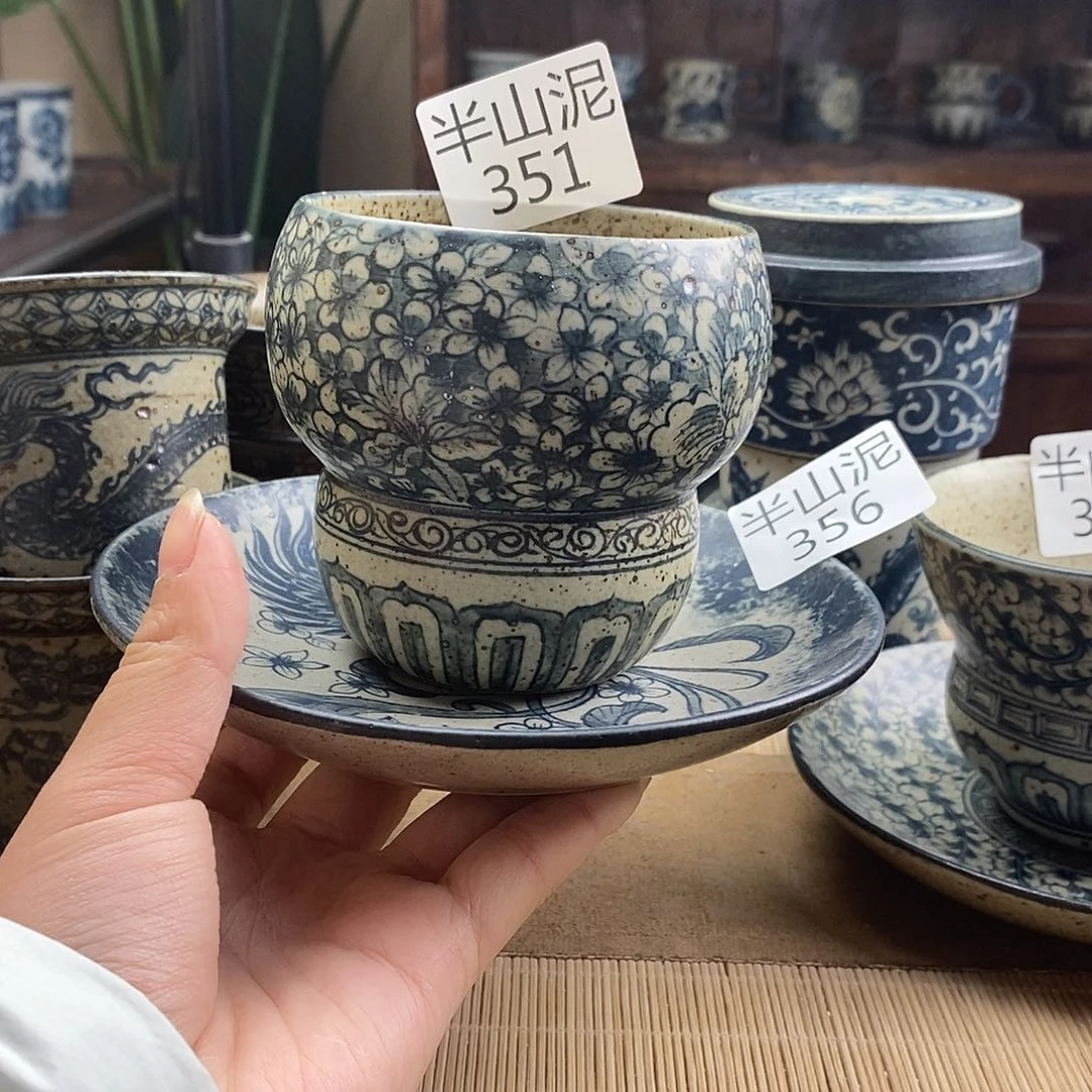 L**吕手工手绘青花陶瓷