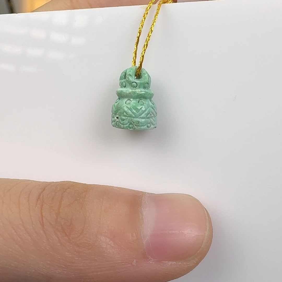 绿松石未镶嵌挂件