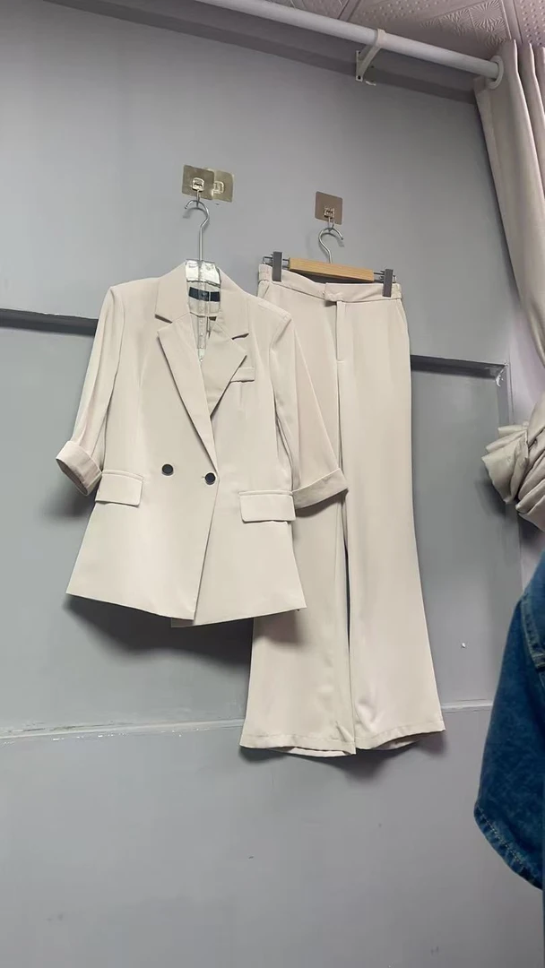 6921歌维娅夏款韩版时尚显瘦职业修身西服套装（无胸针）