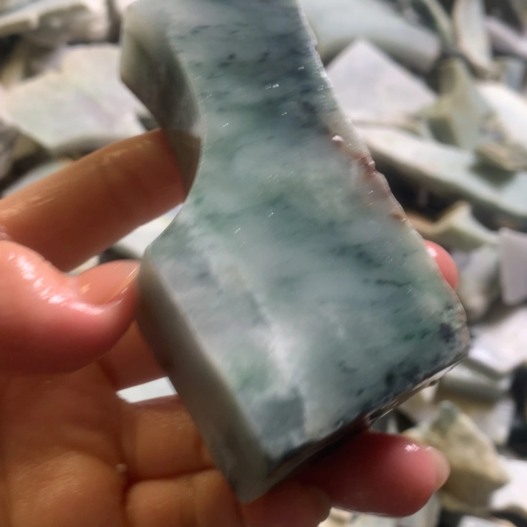 翡翠颈饰未镶嵌缅甸翡翠