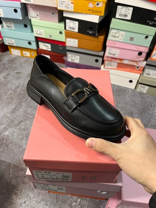 2596 v黑色货6 牛皮乐福鞋