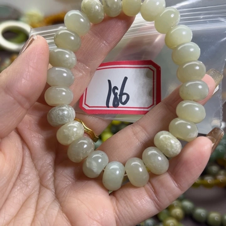 蛇纹石玉未镶嵌手链