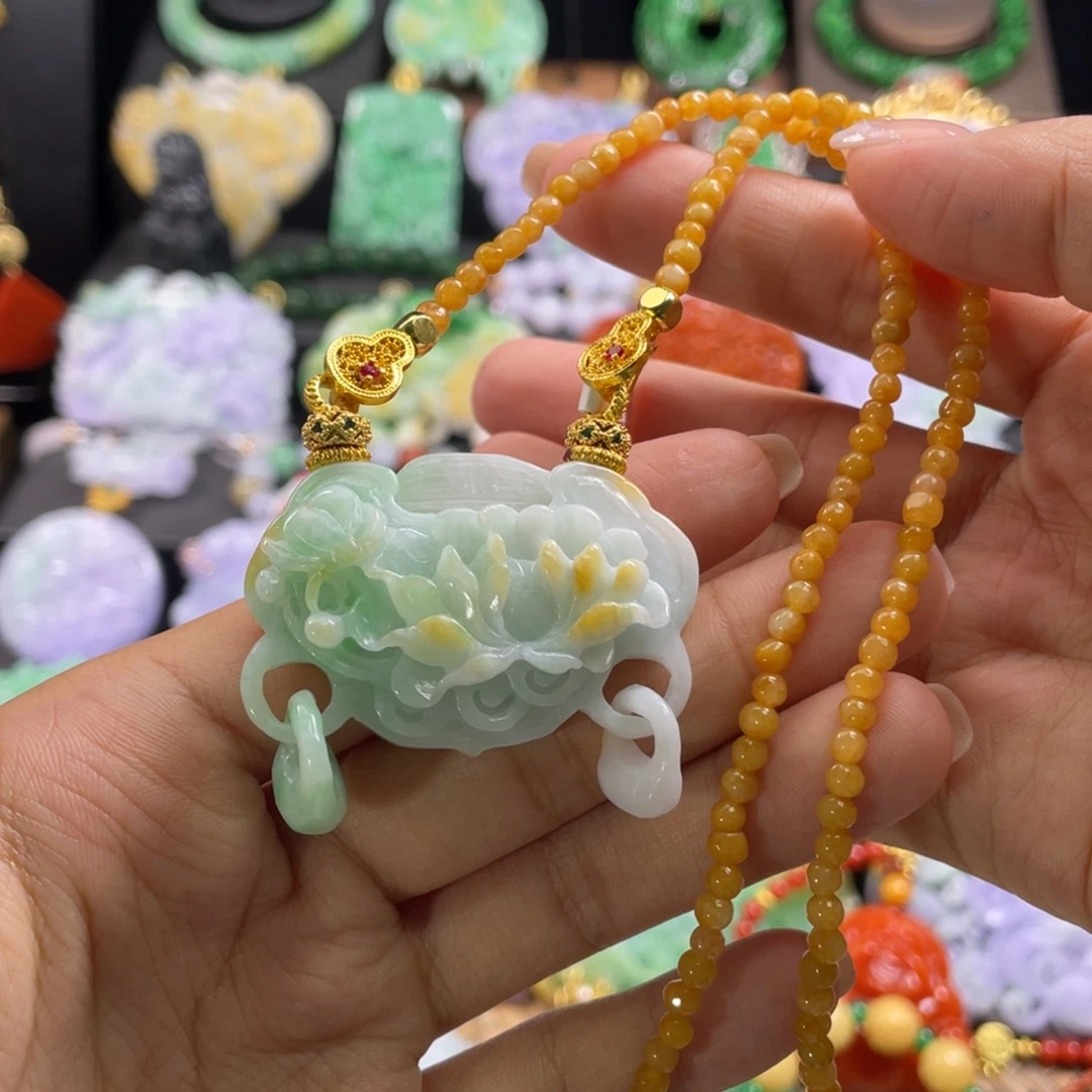 翡翠未镶嵌颈饰代编织