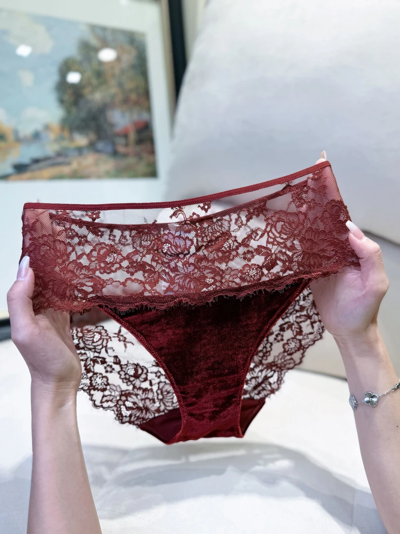 【雨后清晨-中高腰内裤】Q*s secret wonderland性感提臀薄款K2563A