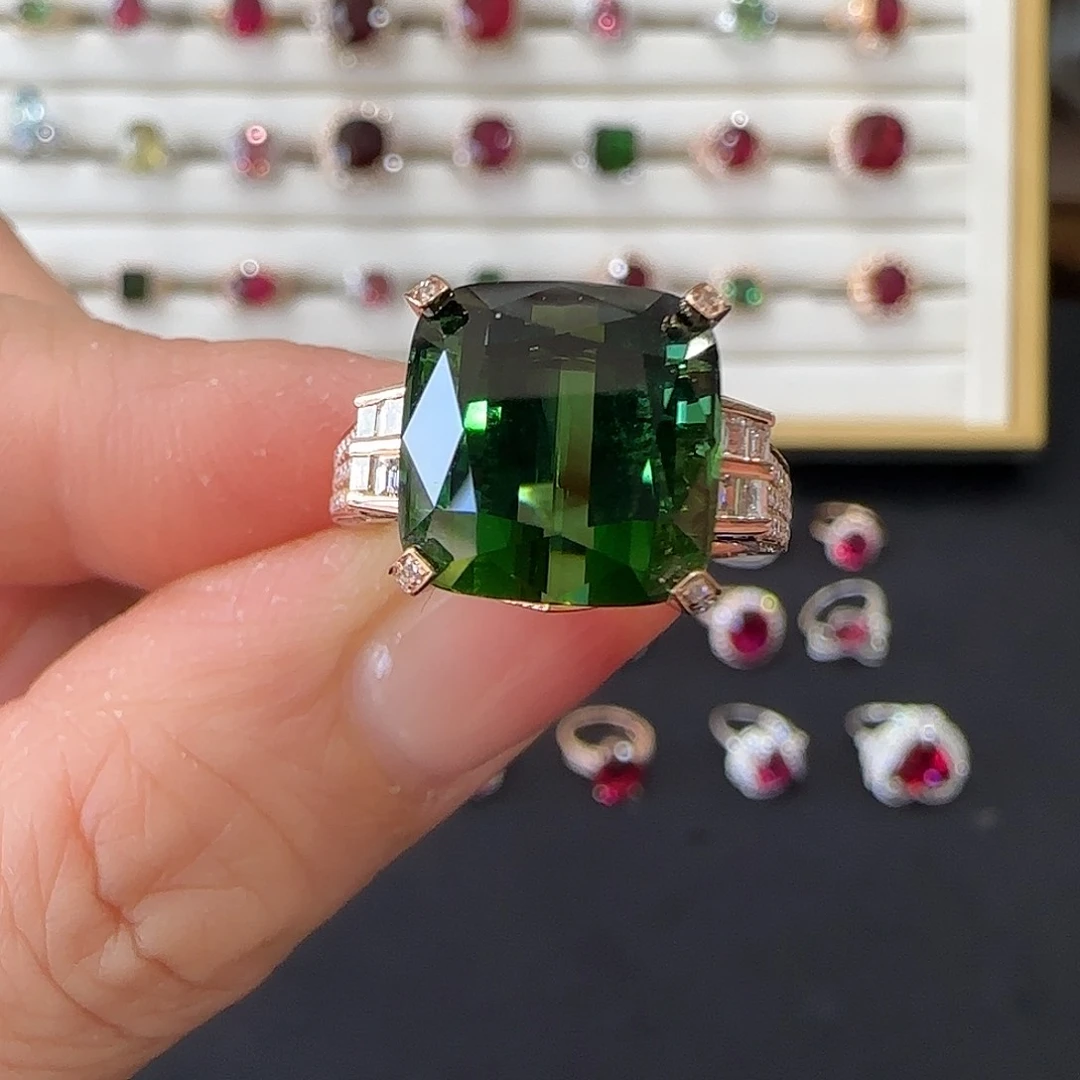 碧玺戒指18K金镶嵌9.68ct